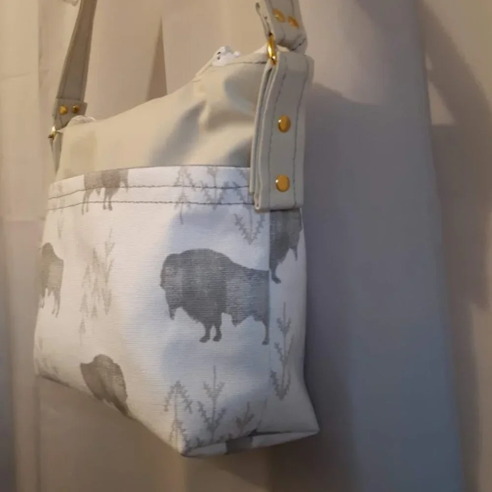 NEW Southwestern Faux Leather & Canvas Buffalo print mini Tote bag Purse Ivory - Picture 3 of 10